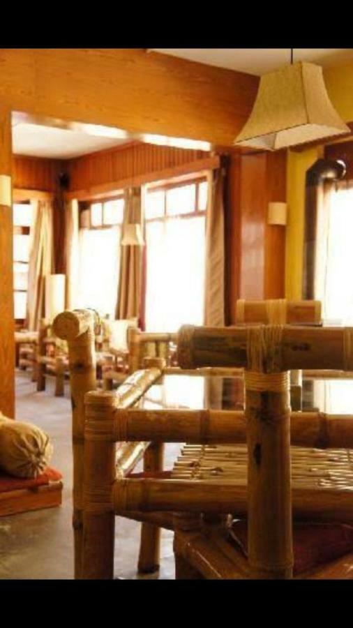 מנאלי Drifter'S Inn & Cafe מראה חיצוני תמונה